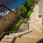 Mediterra