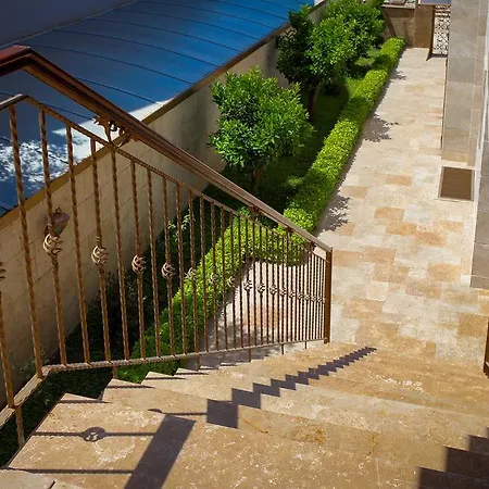 Mediterra